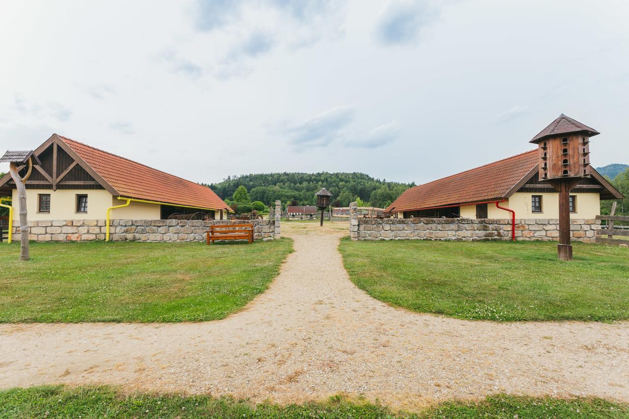 Resort Malevil Jablonné v Podještědí Exterior foto